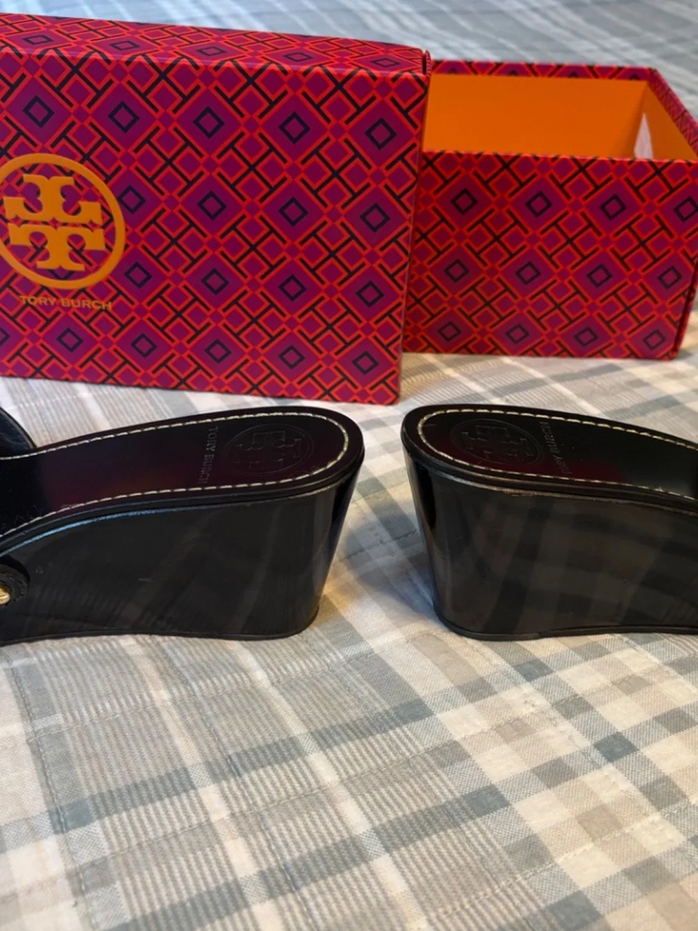 Tory Burch Wedge sandal